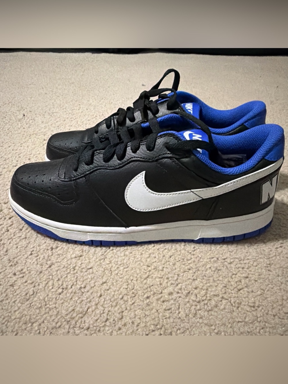 Nike Men’s Size 10 Big Low Shoes Sneakers 355152-018 NEW Black White Blue